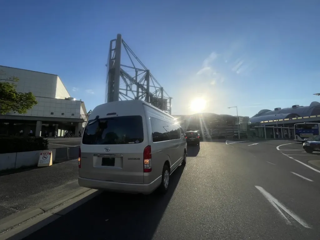 makuhari_messe | Jumbo taxi and wagon that can take 5 to 9 people for transfers from Tokyo and Saitama to all over Japan and airport transfers.