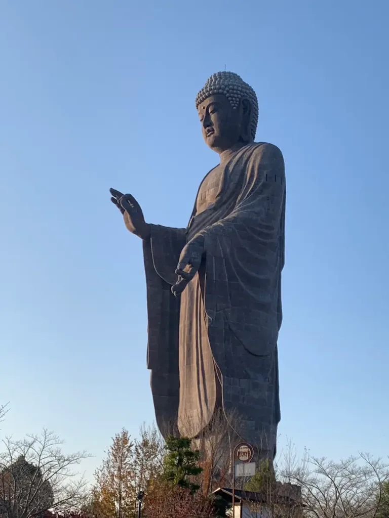 Ushiku no Daibutsu1 | 可載 5 人以上的巨型計程車和貨車，從東京和埼玉到日本各地和機場。