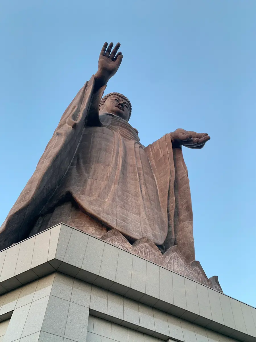 나리타 공항에서 사쿠라이 아울렛과 우시쿠 대불까지 관광 송영을 하는 점보 택시, 승합차 택시