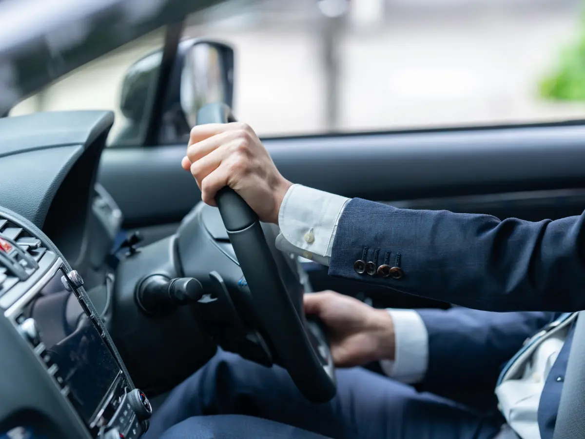 予約制の東京・埼玉のジャンボタクシー, ワゴンタクシー, ハイヤー, タクシー 予約制ハイヤーで1人から5人以上、9人まで乗れるジャンボ