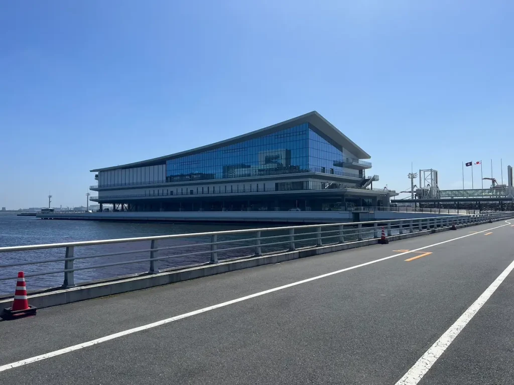 東京国際クルーズターミナル, 東京港の客船ターミナル総合案内, 晴海, 竹芝, 有明, 青海, フェリー2 | 1名から5名以上、9人まで乗れるジャンボタクシー・ワゴンタクシーで東京・埼玉から日本全国や空港まで