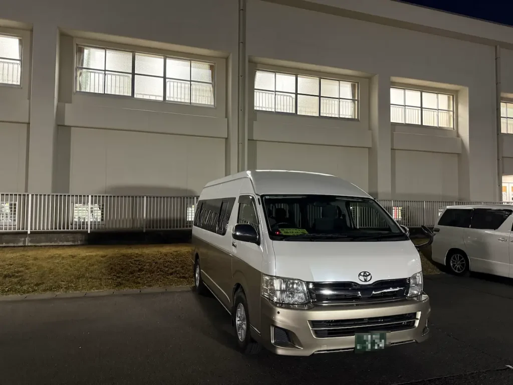 航空自卫队入间空军基地 1 | 从东京和埼玉到日本各地和各机场的 1 至 5 人或以上、最多 9 人乘坐的巨型出租车和货车出租车。