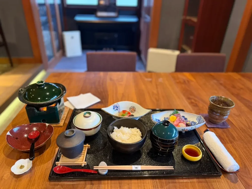 "결혼식・회식도 점보택시・와곤택시로 편안하게 이동2 | 1인부터 5인 이상, 9인까지 탑승 가능한 점보택시・와곤택시로 도쿄・사이타마에서 일본 전국과 공항까지 이동